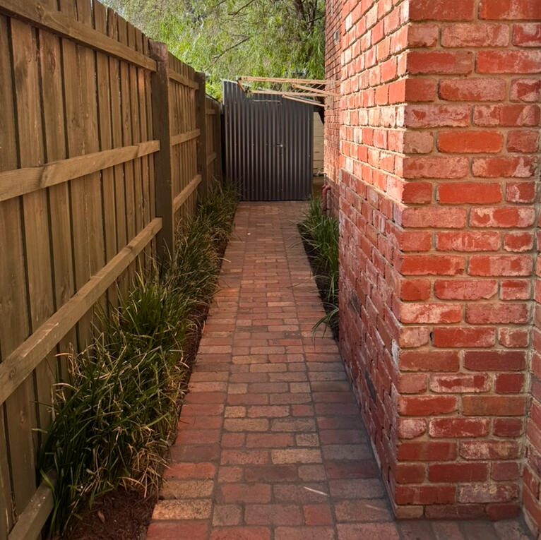 Melbourne Backyard Landscape